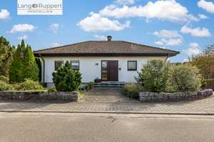 *RESERVIERT* Einfamilienhaus mit Einliegerwohnung in bevorzugter Wohnlage von Rimbach – Bergstraße (Kreis) – Vorschaubild 1
