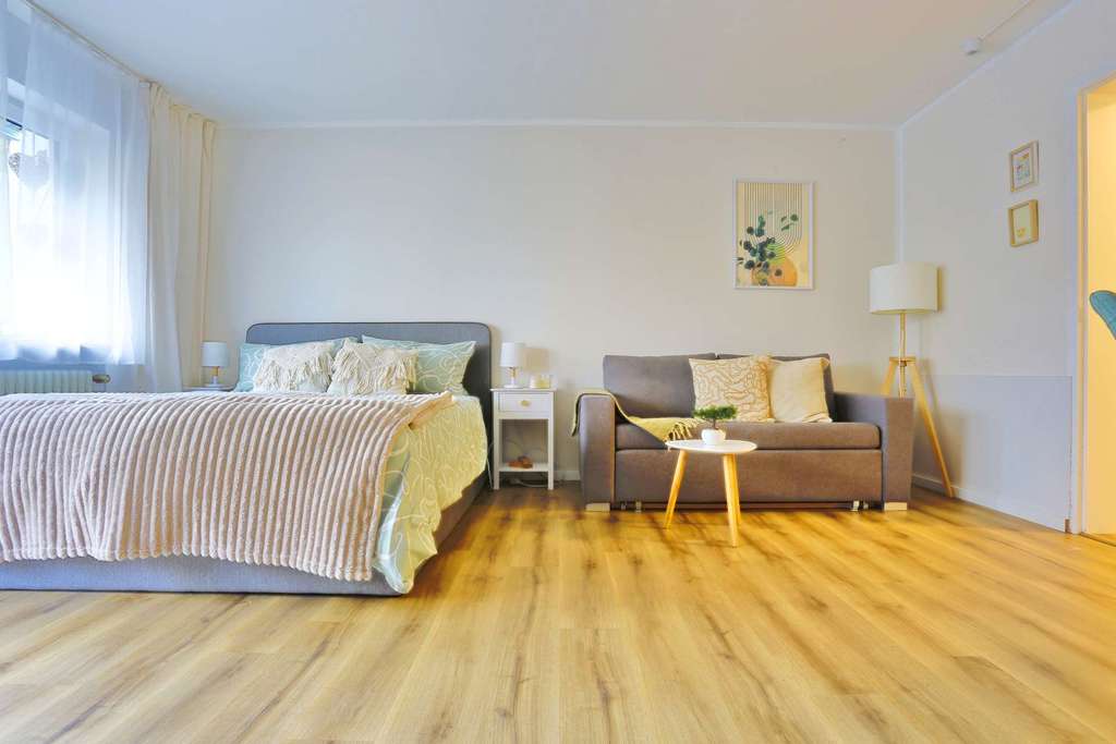 Immobilie in Filderstadt - 1-Zimmer-Wohnung nahe Flughafen mit Terrasse & Stellplatz - Bild 2