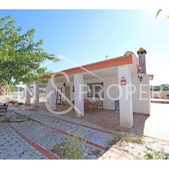 Chalet auf ländlichem Grundstück in Montroy, Valencia zu verkaufen