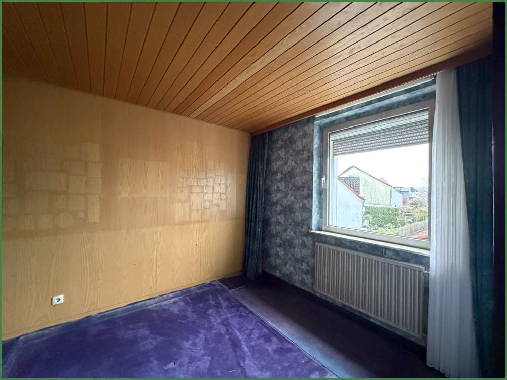 Immobilie in Burscheid - Sanierungsobjekt: Zwei Doppelhaushälften mit Garten und Doppelgarage in begehrter Lage von Burscheid - Bild 4