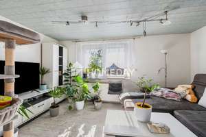 Ankommen und wohlfühlen: Solide Doppelhaushälfte mit Süd-Terrasse,  Gartenidylle und Stellplatz – Die vollständige Adresse der Immobilie erhältst du vom Anbieter., 72469 Meßstetten – Vorschaubild 7