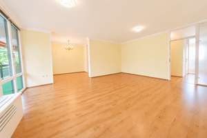 Elegante 3-4-Zimmer-Wohnung, zentral in Köln-Weiden mit 2 Balkonen und Tiefgaragenstellplatz – 50858 Weiden, Köln – Vorschaubild 8