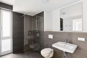 Exklusiver Frühlingsbonus bei Einzug in Höhe von 2 Nettokaltmieten! Moderne 3-Zimmer Neubauwohnung – Arnikaweg 2b, 38446 Steimker Berg, Wolfsburg – Vorschaubild 11