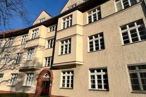 ca. 5 m² Süd/Ost Balkon am Breitenbachplatz – Breitenbachplatz 15, 14195 Steglitz, Berlin – Vorschaubild 4