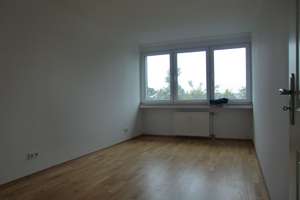 Es gibt sie noch! 2-Zi. Whg. in erster Rheinlage - Ideal für Singles und Paare! – Die vollständige Adresse der Immobilie erhältst du vom Anbieter., 40545 Oberkassel, Düsseldorf – Vorschaubild 8
