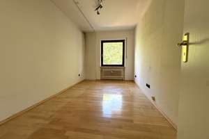 Lichtdurchflutete, moderne 3 Zi.-Wohnung mit sonnigem Balkon, sep. Küche, gr. Keller & TG-Stellplatz – Die vollständige Adresse der Immobilie erhältst du vom Anbieter., 81245 Neupasing, München – Vorschaubild 14