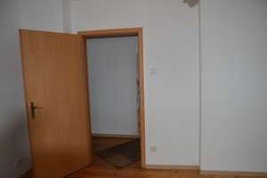 3-Zimmer Wohnung im DG in Saarbrücken – Wörther Str 15, 66113 Malstatt, Saarbrücken – Vorschaubild 2