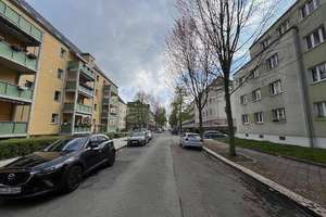 Moderne 3-Zimmer-Wohnung in Zwickau, Ideal für Singles und Paare – Heinrich-Heine-Straße 65, 8058 Nordvorstadt, Zwickau – Vorschaubild 2