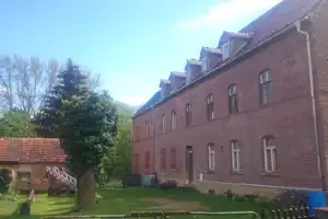 Bei Teuchern -  (T)RAUM ZUR ENTFALTUNG ! Imposantes, solides Klinker-MFH / EFH, WFl. ca. 390 m² – Burgenlandkreis – Vorschaubild 2