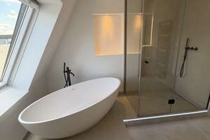 Dachgeschoss Rarität : Helle Maisonette Dachgeschosswohnung an der Theresienwiese – Die vollständige Adresse der Immobilie erhältst du vom Anbieter., 80336 St. Paul, München – Vorschaubild 4