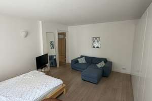 2-Zimmer-Altbauwohnung im 3. OG in Charlottenburg – bezugsfrei! – Kaiser Friedrich Str 47, 10627 Charlottenburg, Berlin – Vorschaubild 3
