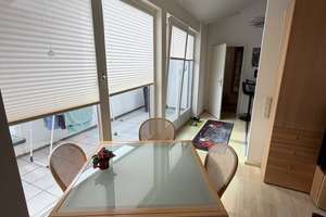 Schiersteiner Hafen vor der Tür | Helle 3 Zi. DG-Wohnung mit Balkon & Stellplatz – Wasserrolle 9A, 65201 Schierstein, Wiesbaden – Vorschaubild 5