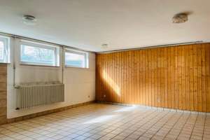 Solides und sonniges Zuhause: DHH, 7 Zimmer, großer Garten, 3 Garagen – Die vollständige Adresse der Immobilie erhältst du vom Anbieter., 53225 Vilich, Bonn – Vorschaubild 24
