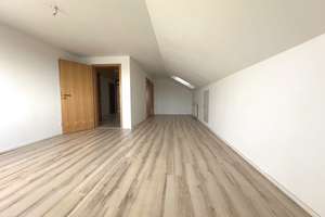Wohnhaus mit viel Potential in guter Lage – Die vollständige Adresse der Immobilie erhältst du vom Anbieter., 72768 Rommelsbach, Reutlingen – Vorschaubild 3