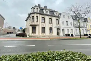 Beeindruckendes 3-Familienhaus im Herzen von Mönchengladbach-Holt – Mönchengladbach – Vorschaubild 2