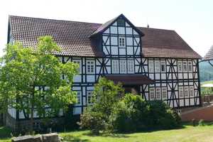 Prächtiges Wohn-Atelier-Fachwerkhaus im Naturpark Kellerwald – Kellerwaldstraße 15, 34537 Waldeck-Frankenberg (Kreis) – Vorschaubild 4