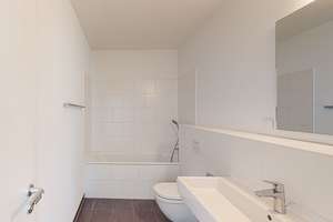 Perfekt für Familien! 3 Zimmer, 2 Bäder und Balkon – 60594 Sachsenhausen-Nord, Frankfurt am Main – Vorschaubild 10