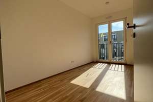 Wunderschöne 3 Zi-Whg München / Gräfelfing, Blick ins Grüne,  Küche (Miele) – Maria-Arndts-Str. 27, 81249 Aubing-Süd, München – Vorschaubild 12
