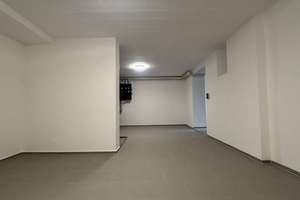 Exklusiv saniertes Townhouse mit Terrasse und Garten in Köln / Klettenberg – Die vollständige Adresse der Immobilie erhältst du vom Anbieter., 50939 Klettenberg, Köln – Vorschaubild 31