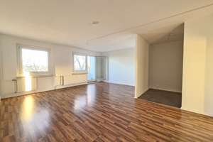 SELTENHEIT! 6-Zimmer-Wohnung in Chemnitz - Platz für die ganze Familie! 2 Bäder & 2 Balkone!