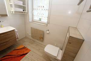 DIPLOM-Immowirt MAIER !! Perfekter, großzügiger Bungalow - WOHNEN bis ins HOHE ALTER u. PV-Anlage !! – Die vollständige Adresse der Immobilie erhältst du vom Anbieter., 94428 Eichendorf – Vorschaubild 26