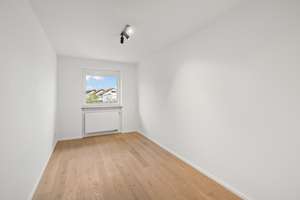 Exklusiv modernisierte 4-Zimmer-Wohnung mit Balkon in ruhiger Wohnlage - Erstbezug – Delpstr. -, 90473 Langwasser Südwest, Nürnberg – Vorschaubild 5