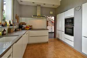 Architektonisch starkes, massives EFH mit 243 m² WFL, 1.018 m² Grund & Potential nahe Düsseldorf – Die vollständige Adresse der Immobilie erhältst du vom Anbieter., 47259 Huckingen, Duisburg – Vorschaubild 6