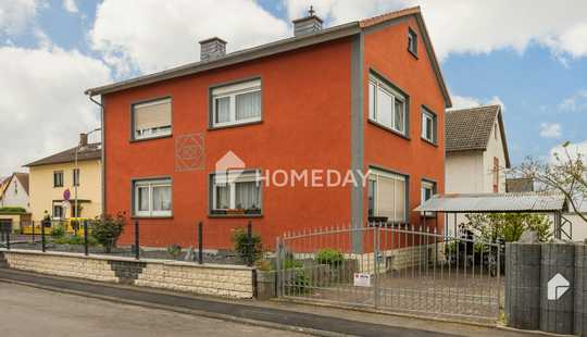 Bild von Attraktives MFH mit Garten und 3 Stellplätzen in ruhiger Wohngegend