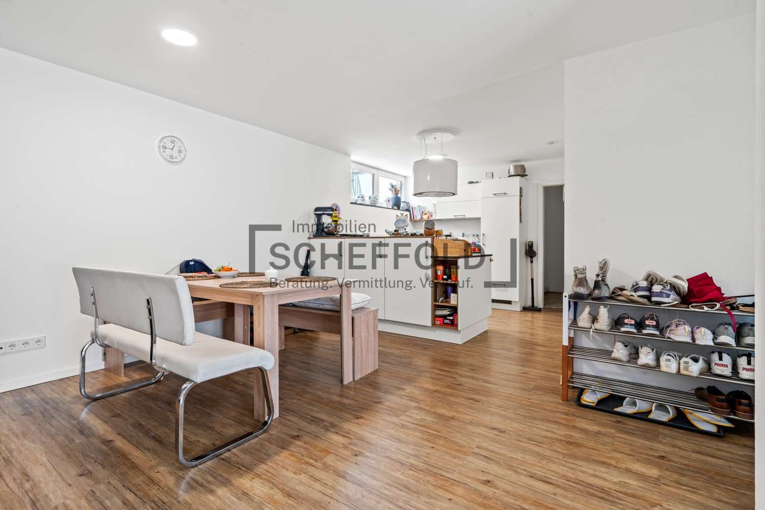 Immobilie in Gutenzell-Hürbel - Komfortabel! Zeitgemäßes Wohnkonzept mit Technik, Stil und Effizienz - Bild 5