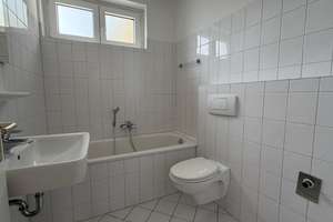 Bremen-Neustadt - helle 3-Zimmer-Wohnung mit neuwertiger Einbauküche – Westerstraße 98/104, 28199 Alte Neustadt, Bremen – Vorschaubild 9