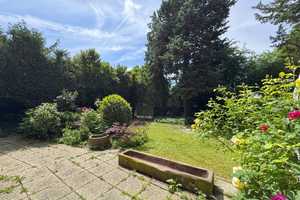 4-Zimmer-Wohntraum mit Garten und Gestaltungspotenzial in bester Lage von Frankfurt-Eschersheim