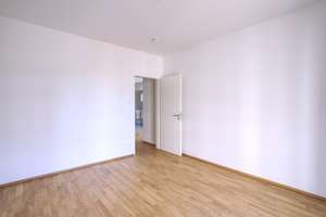 Helle 3-Zimmerwohnung großem Balkon – Die vollständige Adresse der Immobilie erhältst du vom Anbieter., 55252 Mainz-Kastel, Wiesbaden – Vorschaubild 3