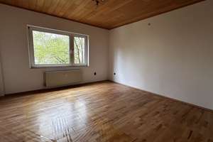 Großzügige 2,5-Zimmer Wohnung im 1. OG in zentraler Lage von Oberhausen-Stadtmitte – Düppelstraße 26/28, 46045 Altstadt-Mitte, Oberhausen – Vorschaubild 5