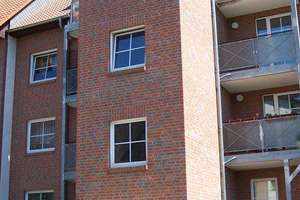 Gemütliche Wohnung mit Balkon und Stellplatz