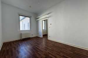 Schöne, zentrale 2-Zimmer-Wohnung zur Miete in Düsseldorf – Friedrichstraße 23a, 40217 Düsseldorf – Vorschaubild 1