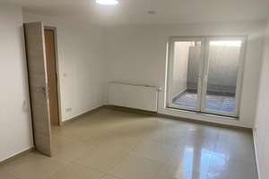 Helle 3-Zimmer Wohnung mit Balkon in Kelsterbach – Die vollständige Adresse der Immobilie erhältst du vom Anbieter., 65451 Kelsterbach – Vorschaubild 2