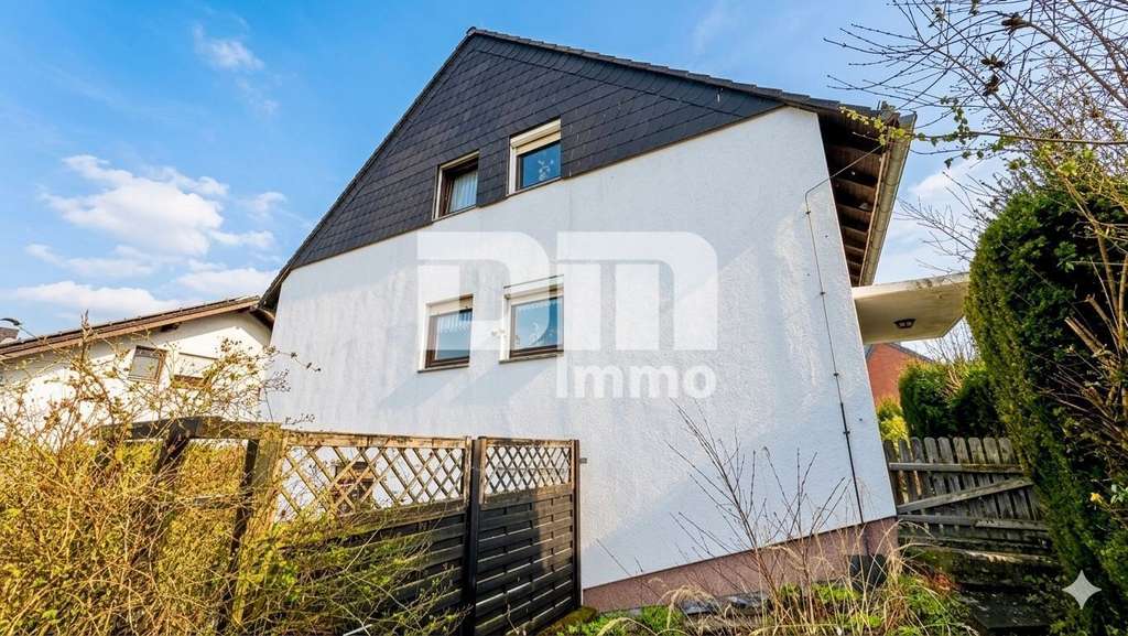 Immobilie in Nieste - Gepflegtes 1 bis 2 Familienhaus in gesuchter Ortsrandlage mit Panoramablick - Bild 3