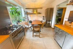Wohntraum mit großem Garten – 4-Zimmer-Einfamilienhaus in begehrter Lage von Hannover Bemerode – Die vollständige Adresse der Immobilie erhältst du vom Anbieter., 30539 Bemerode, Hannover – Vorschaubild 4