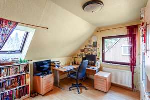 Wohnen im Grünen: Gepflegtes Einfamilienhaus mit Südterrasse in begehrter Wohnlage – Die vollständige Adresse der Immobilie erhältst du vom Anbieter., 12209 Lichterfelde, Berlin – Vorschaubild 19