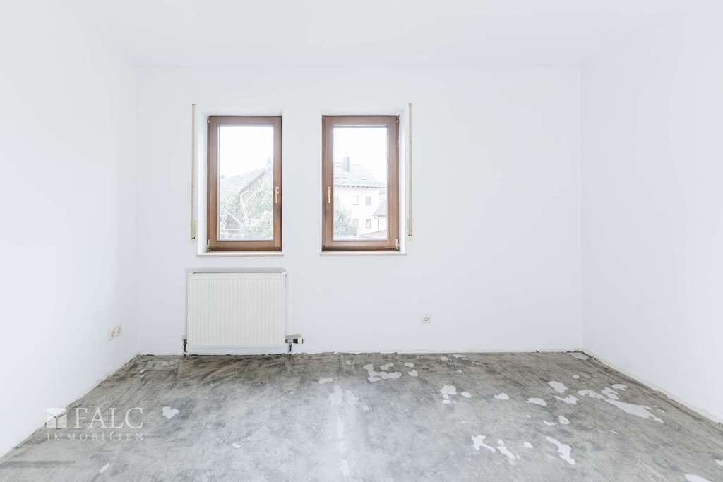 Immobilie in Birkenfeld - 3-Zimmer-Wohnung mit Balkon und Stellplatz - Bild 2