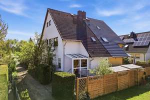 Doppelhaushälfte mit Spektesee-Blick - Südgarten, Keller und ausgebautes Dachgeschoss – Die vollständige Adresse der Immobilie erhältst du vom Anbieter., 13589 Falkenhagener Feld, Berlin – Vorschaubild 22