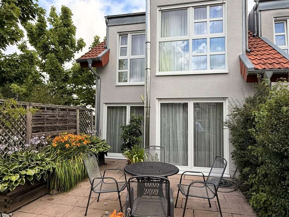 Rückseite/Terrasse