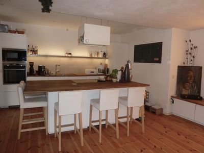 Sonnige 3-Zimmer Souterrainwohnung mit großer Terrasse im Zentrum von Herrsching