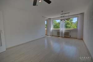 Helle 4 Zimmer-Wohnung mit Südbalkon in ruhiger Wohnanlage nahe Ostpark