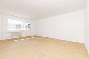 Top-Chance in Spandau: 2-Zimmer-Wohnung mit Balkon & Grünblick – 13591 Staaken, Berlin – Vorschaubild 2