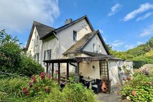 Historische Doppelhaushälfte in Essen-Kray: Ihr neues Zuhause mit Altbau-Charme und Garten. – Die vollständige Adresse der Immobilie erhältst du vom Anbieter., 45307 Leithe, Essen – Vorschaubild 3