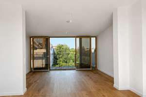 Provisionsfrei – Familienglück im Dachgeschoss: Erstbezug mit großer Dachterrasse – Die vollständige Adresse der Immobilie erhältst du vom Anbieter., 13189 Pankow (Ortsteil), Berlin – Vorschaubild 2