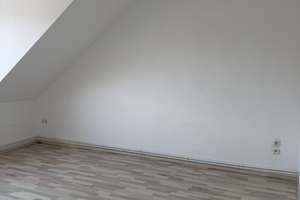 2 Zimmer DG- Wohnung in Duisburg Wanheimerort – Fischerstraße 43, 47055 Wanheimerort, Duisburg – Vorschaubild 2