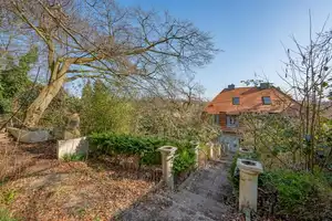 Stadtvilla mit zwei Wohneinheiten in Flintbek – Rendsburg-Eckernförde (Kreis) – Vorschaubild 3