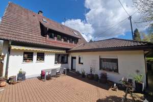 Großzügiges Ein-/ bis Zweifamilienhaus in schöner Lage von Siegen-Geisweid! – Die vollständige Adresse der Immobilie erhältst du vom Anbieter., 57078 Geisweid, Siegen – Vorschaubild 4